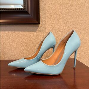 NWOB Steve Madden Vala Light Blue Heels, Baby Blue Closed Toe Heels for Summer